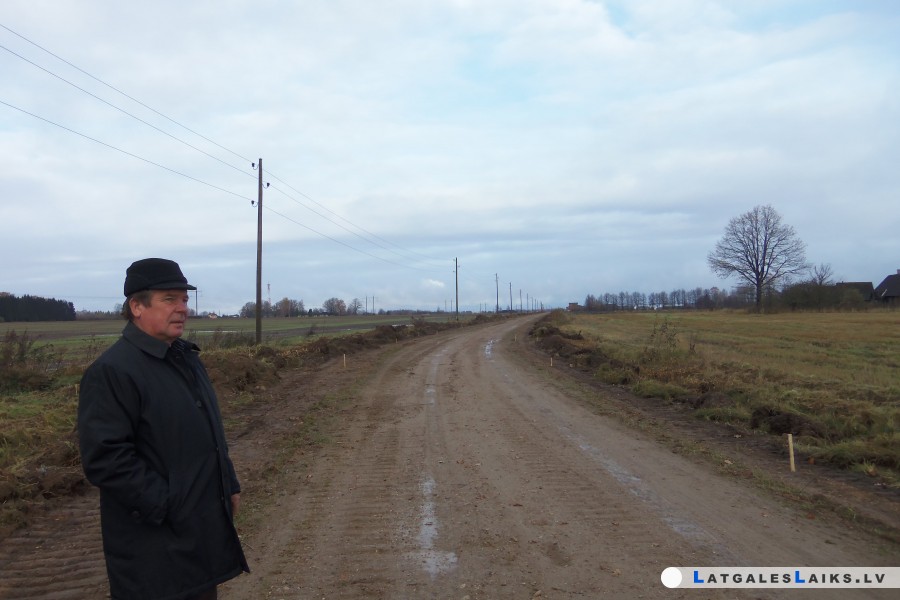 Nīcgales pagastā labo ceļus