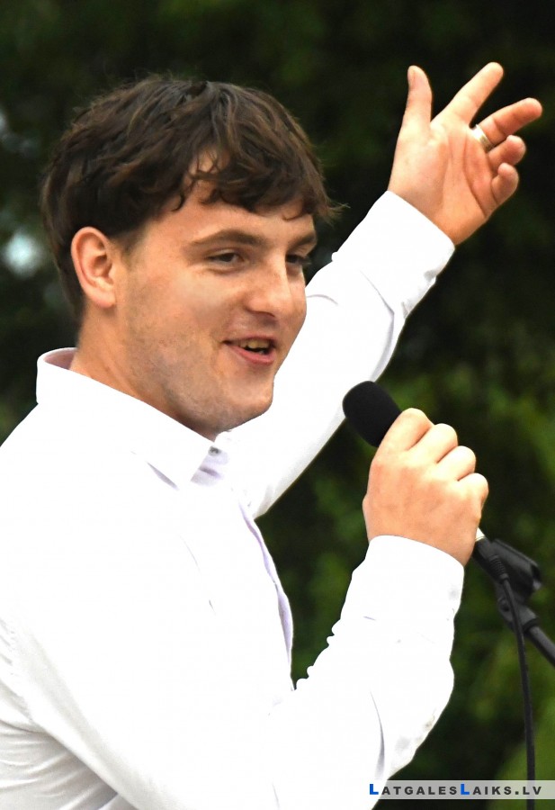photo.jpg