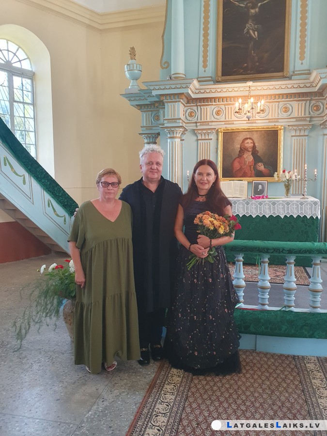 photo.jpg