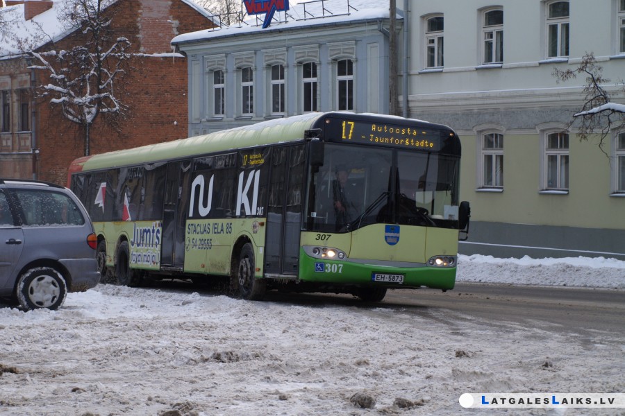 Daugavpils autobusu parka darbiniekiem sola saglabāt sociālās garantijas