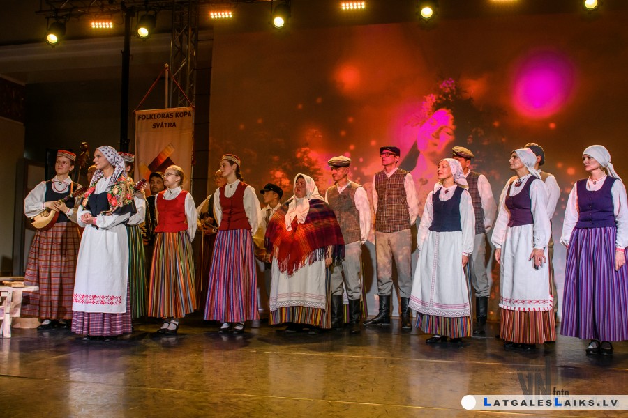 Folkloras kopa “Svātra” nosvinēja 30 gadu jubileju