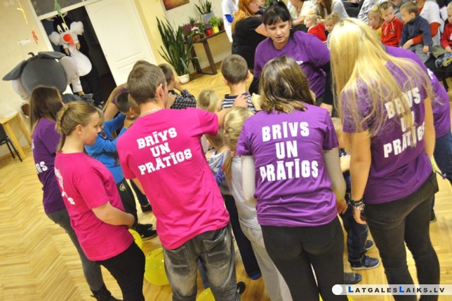 Brīvprātīga darba veicēju un organizatoru apmācības