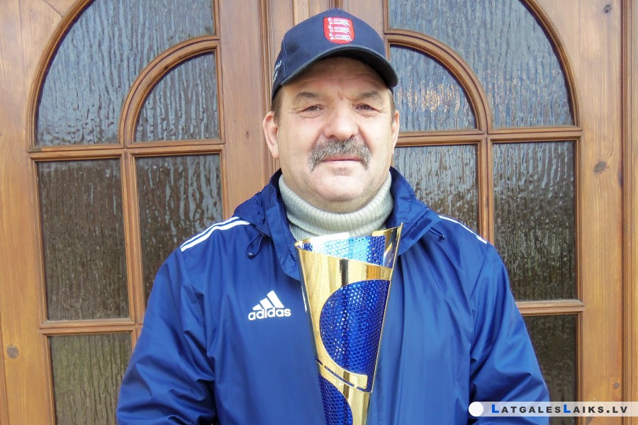 Amatieru sporta augstā latiņa