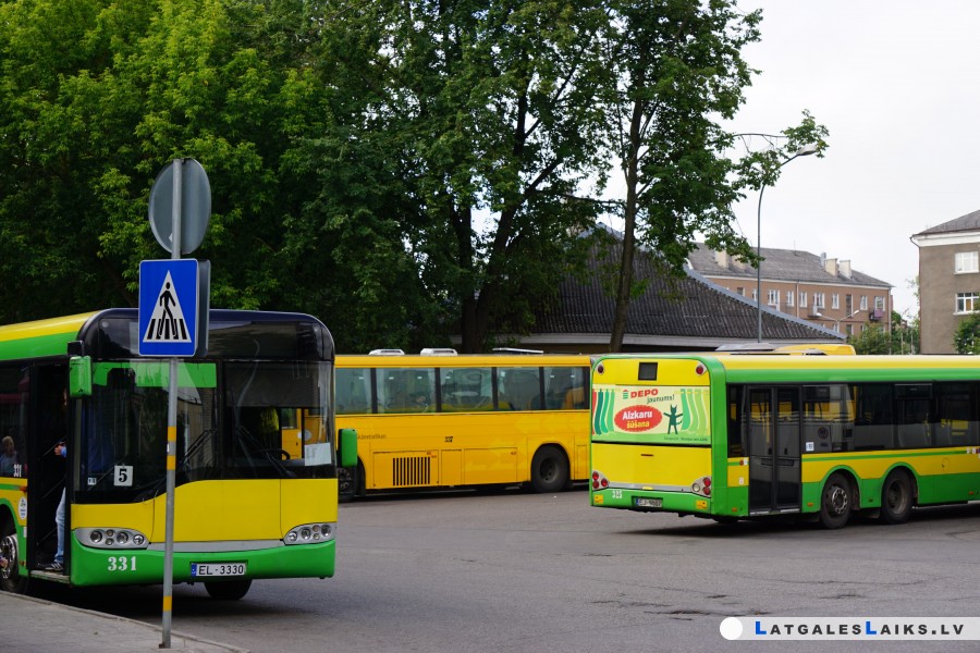 Daugavpilī pārdēvēs pieturas