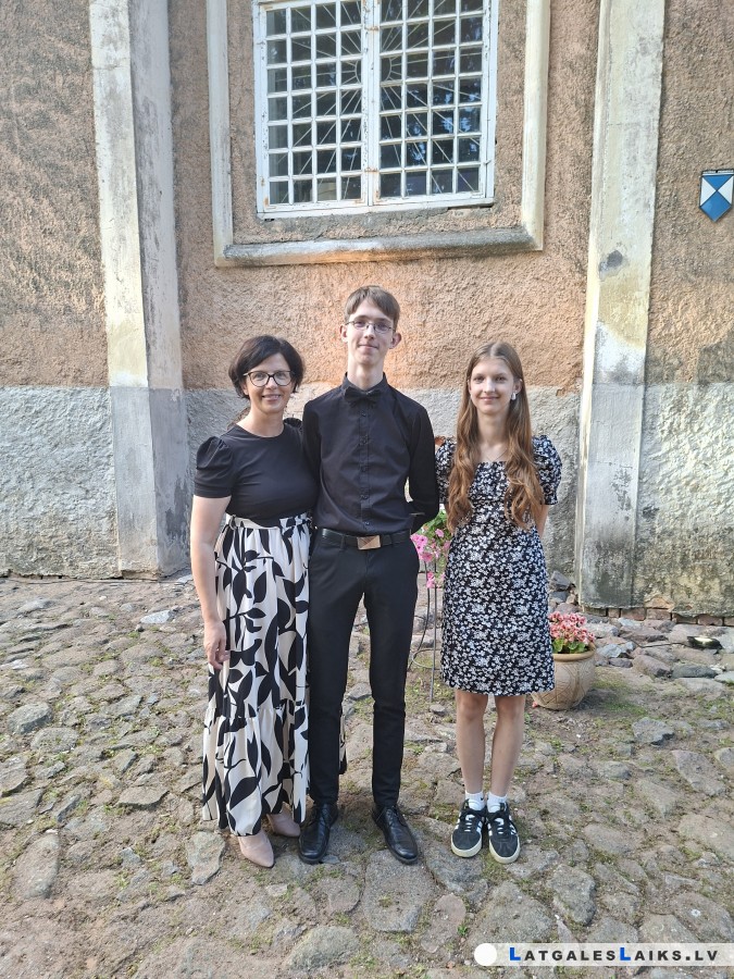 photo.jpg
