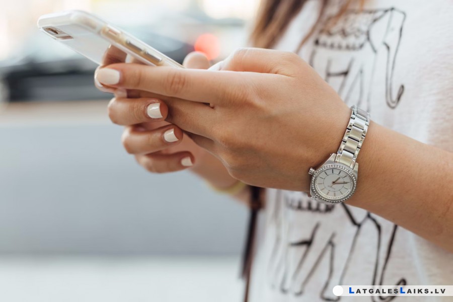 Kāpēc daudzi spēlētāji pāriet uz mobilajiem kazino