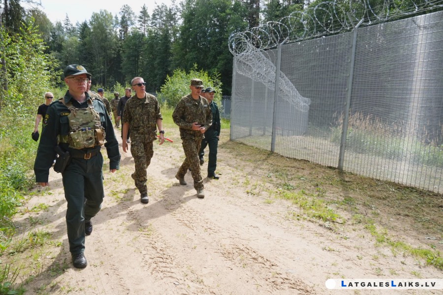 Президент Латвии Э. Ринкевич побывал на границе