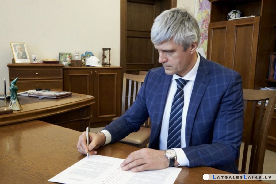 Ожидаемый результат: Барташевичу не дали доступ к гостайне