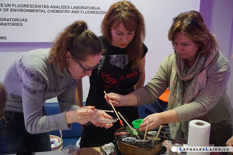 Radošās laboratorijas veltīja svētkiem