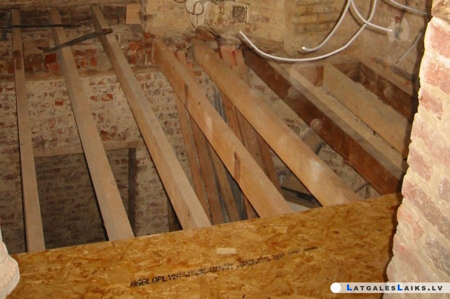 Vecstropos, Silenē un Randenē renovēs daudzdzīvokļu namus