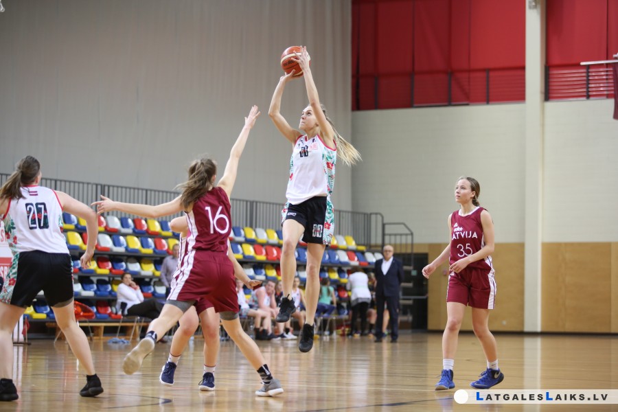 DU pieveic Latvijas U16 izlasi