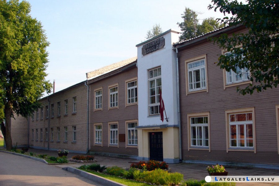 Dagdas novadā reorganizēs trīs skolas