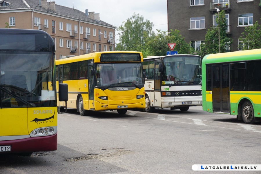 Lieldienu brīvdienās gaidāmas izmaiņas 500 reģionālo autobusu maršrutos