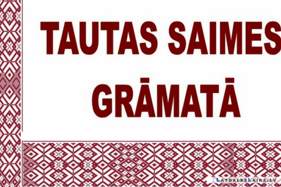 Latvijas valsts simtgadei veltītā Tautas Saimes grāmata bibliotēkā