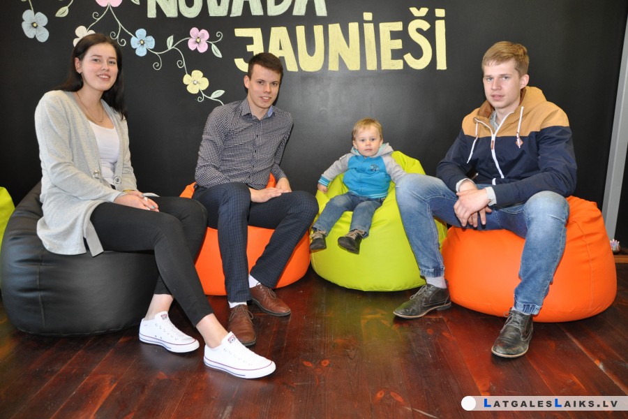 Ilūkstē atklāja jauniešu telpu