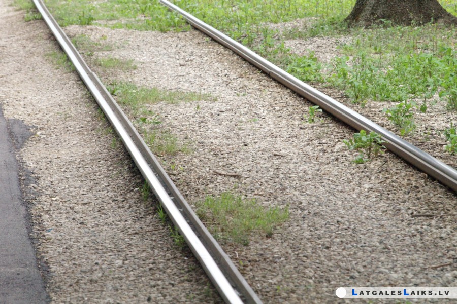 Vai bezvadu internets tramvajos un elektroniskie tablo pieturās ir reāli?