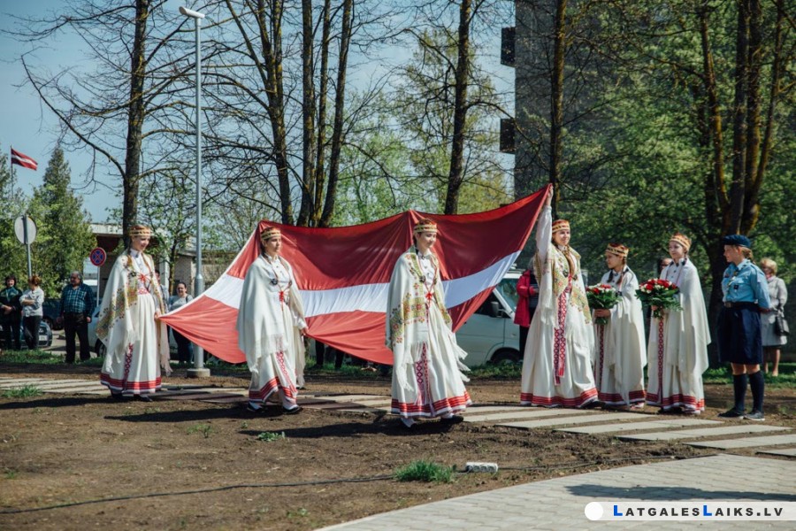 photo.jpg