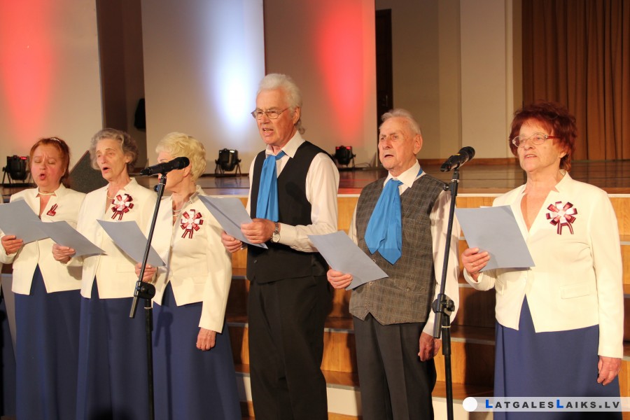 Latviešu biedrības pulcējās uz pirmo salidojumu