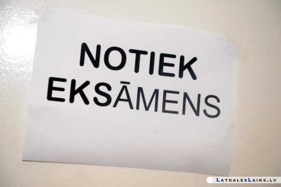 Pasliktinājušies latviešu valodas eksāmena rezultāti
