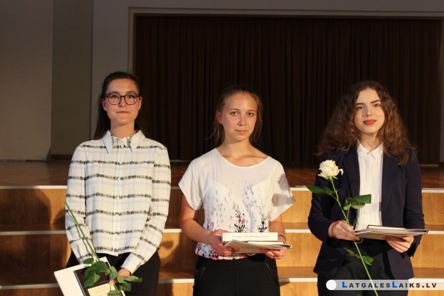 Skolēniem un pedagogiem – augsti sasniegumi
