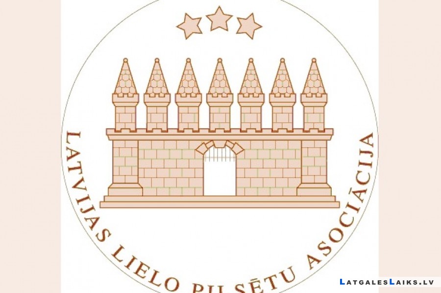 LLPA iebilst pret iecerēto ES fondu naudas samazinājumu