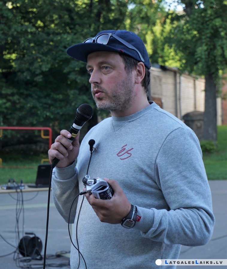 photo.jpg