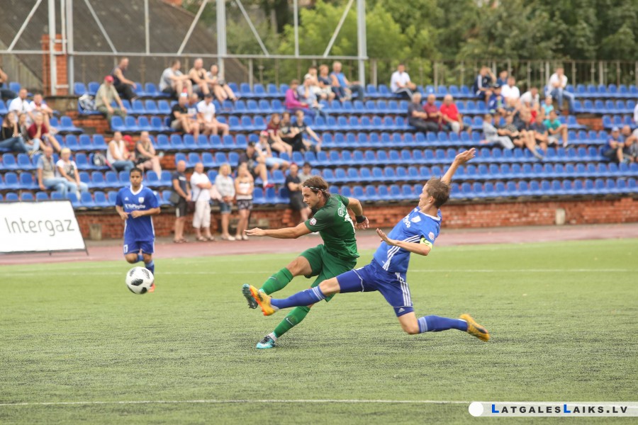 Futbola svētki ar rūgtu pēcgaršu