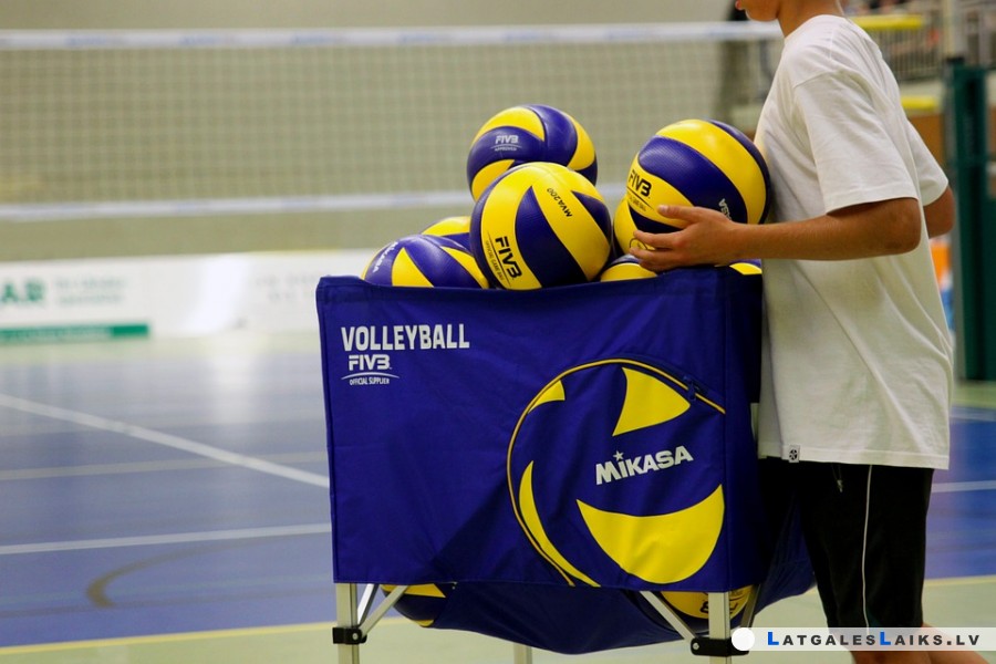 Volejbolisti gatavojas Eiropas čempionāta kvalifikācijas turnīram
