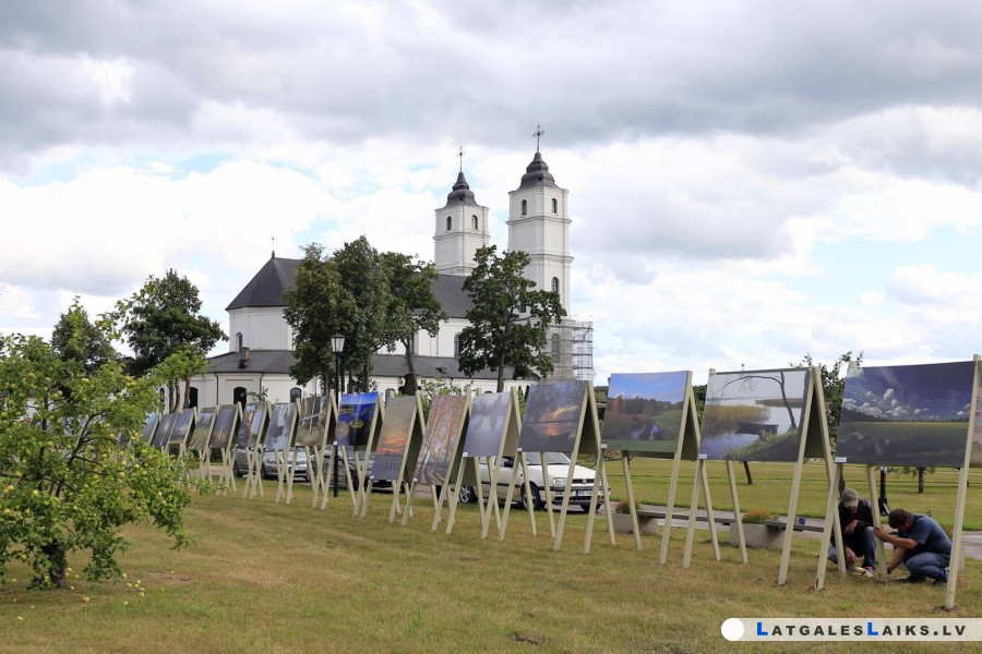 Latgales ainavas sakrālā vietā