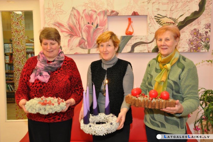 Adventi sagaida ar oriģināliem vainagiem