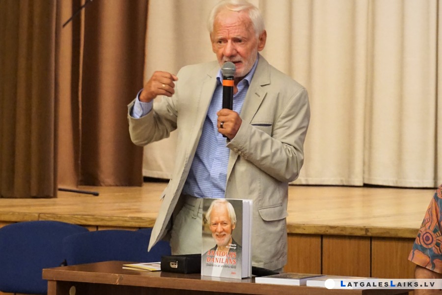 Kleksēt nevis tabletes, bet rupjmaizi un speķi