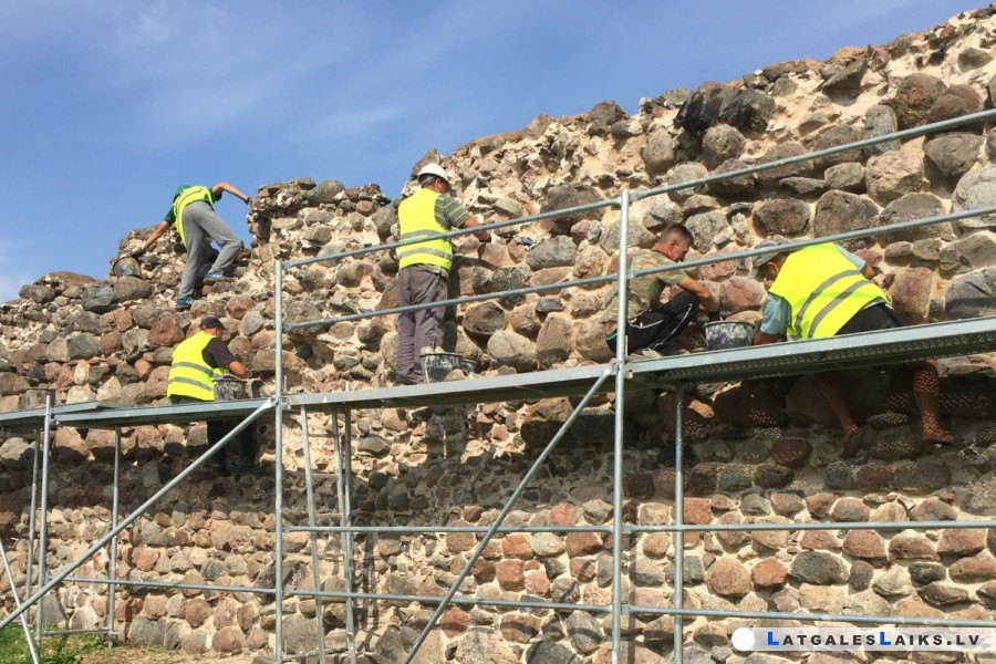 Ludzas pilsdrupu konservācija turpināsies arī nākamgad