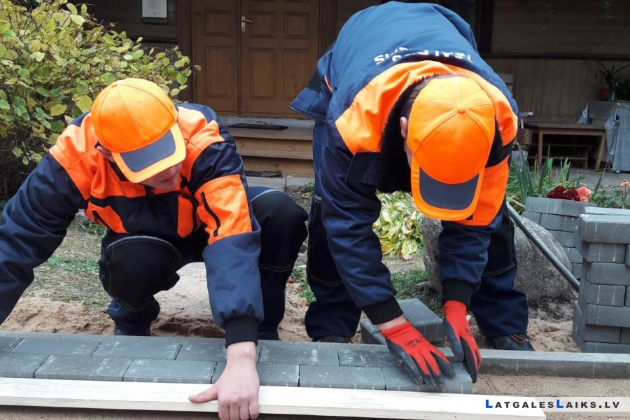 Noskaidroti labākie jaunie ceļu būves tehniķi Latvijā