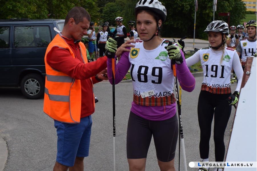 Stropu trasē sportisti sacentās duatlonā