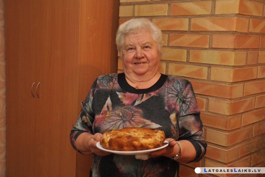 Dzīve ir kā ābolu pīrāgs
