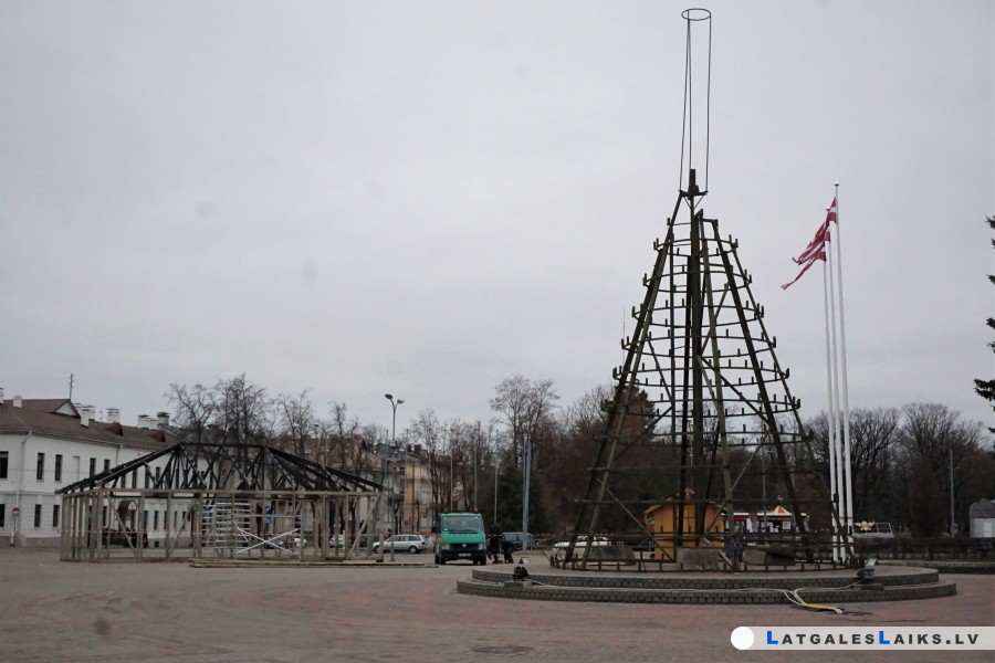 Daugavpilī gatavojas Ziemassvētkiem un Jaunajam gadam