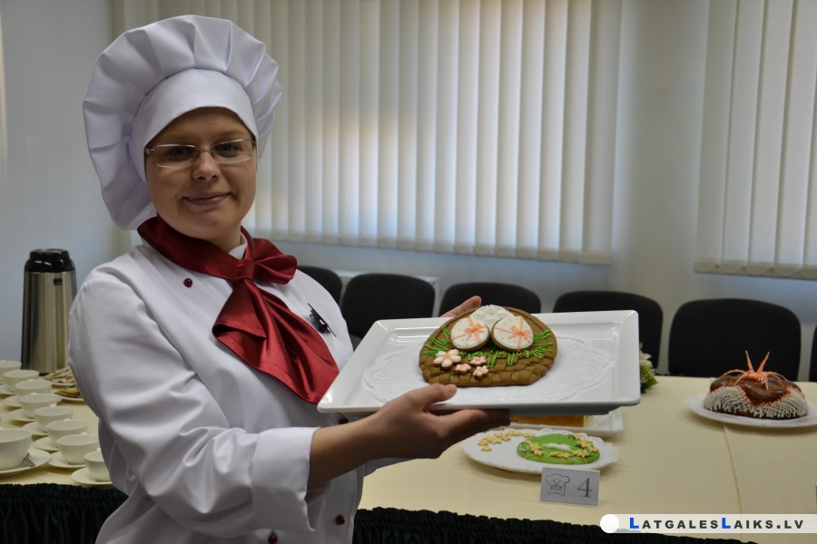 Tirdzniecības skolā sacentās Latvijas labākie konditori