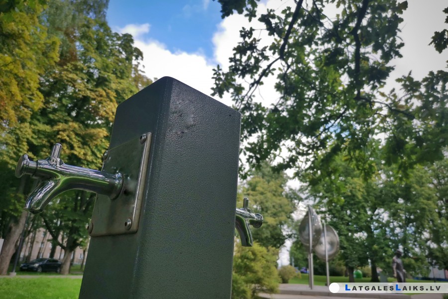 Krāna ūdens kvalitāte ir tāda pati, kā veikalā pirktajās PET pudelēs