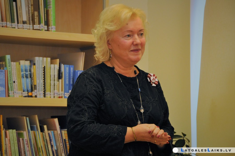 Daugavpilī ciemojās bērnu grāmatas „Ulsiks” autore