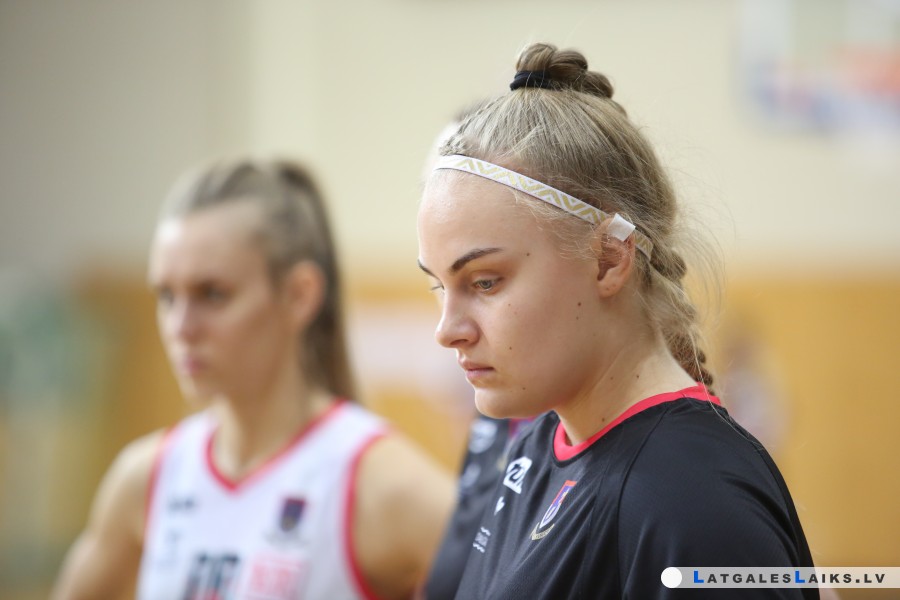 DU basketbolistes izcīna uzvaru