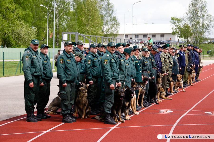 Ludzas kinologi plūca laurus sacensībās