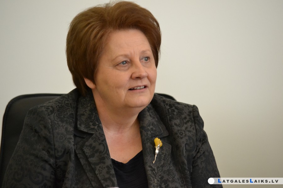Ministru prezidente personīgi uzraudzīs SEZ izveidi Daugavpilī