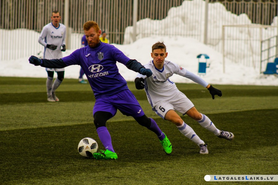 Futbolisti atgriezušies no Baltkrievijas