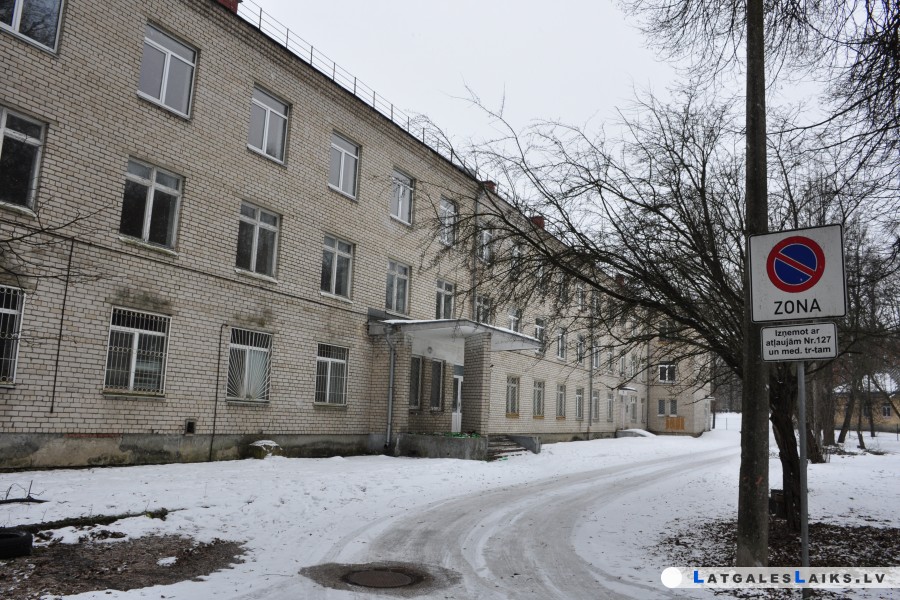 Bijušās onkoloģiskās slimnīcas ēka joprojām netiek izmantota