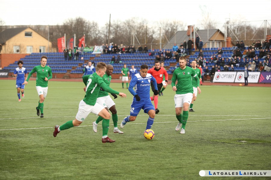 „Daugavpils” atgriežas virslīgā un pirmajā spēlē izcīna trīs punktus