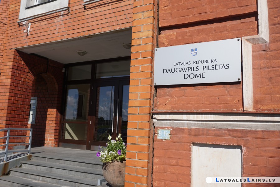 Apstiprināts Daugavpils domes izpilddirektors