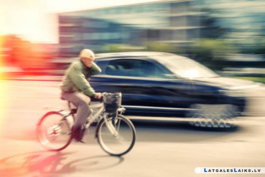 Gandrīz divkārt samazinās  satiksmes negadījumos cietušo velobraucēju skaits