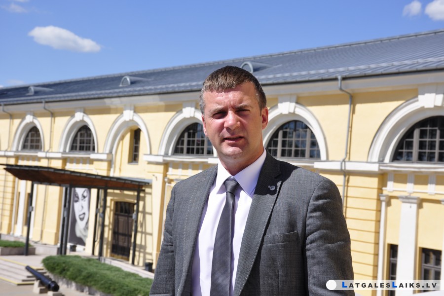 Pašvaldības nesteidz pārņemt vietējos valsts ceļus