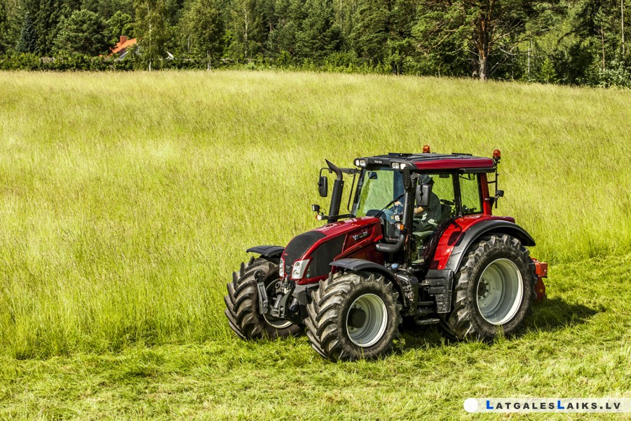 Tiks novērsta zagtas traktortehnikas reģistrācija Latvijā