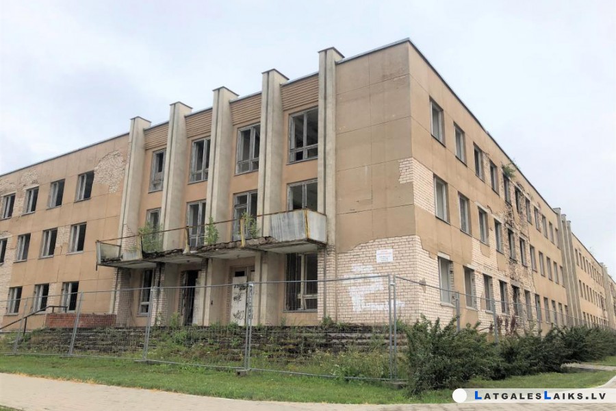 Daugavpils cietoksnī nojauks ēku avārijas stāvoklī